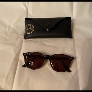 Ray-Ban women’s sunglasses